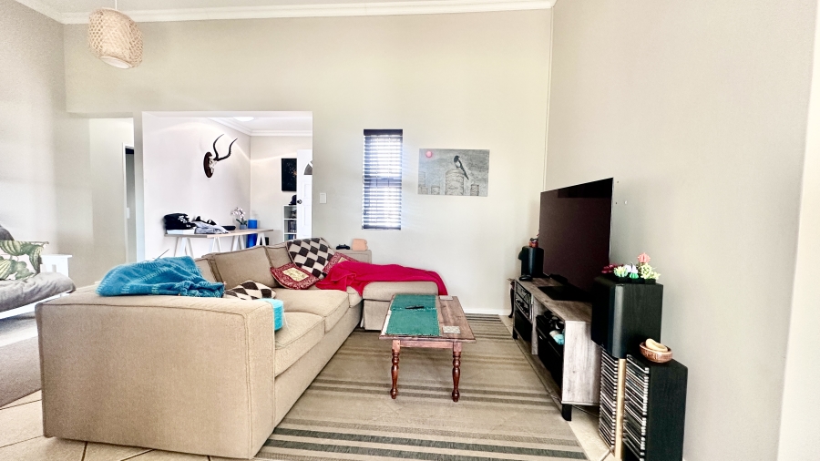2 Bedroom Property for Sale in Lovemore Heights Estate Eastern Cape